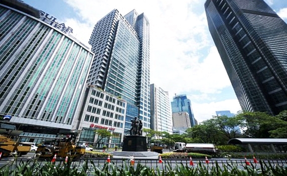Salcedo Square